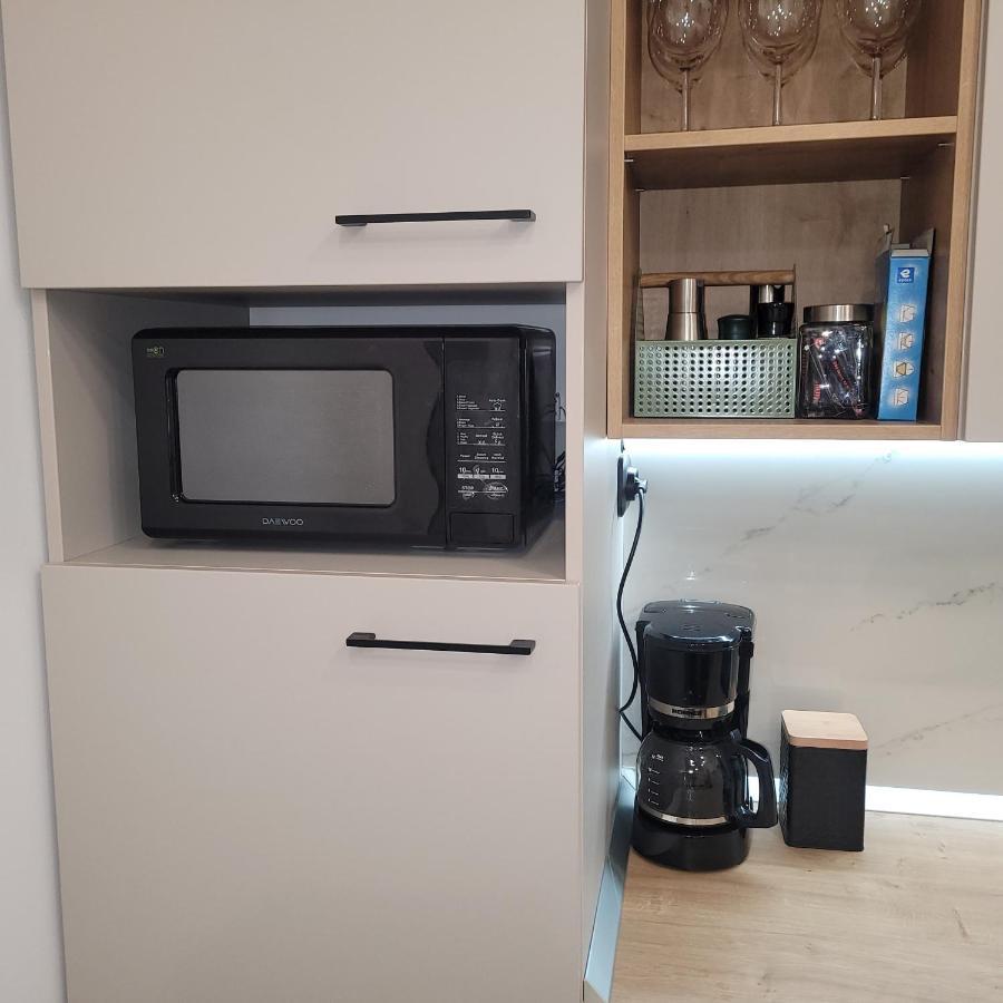 B8 - Spacious, Charming Apartment In Central Sibiu Luaran gambar
